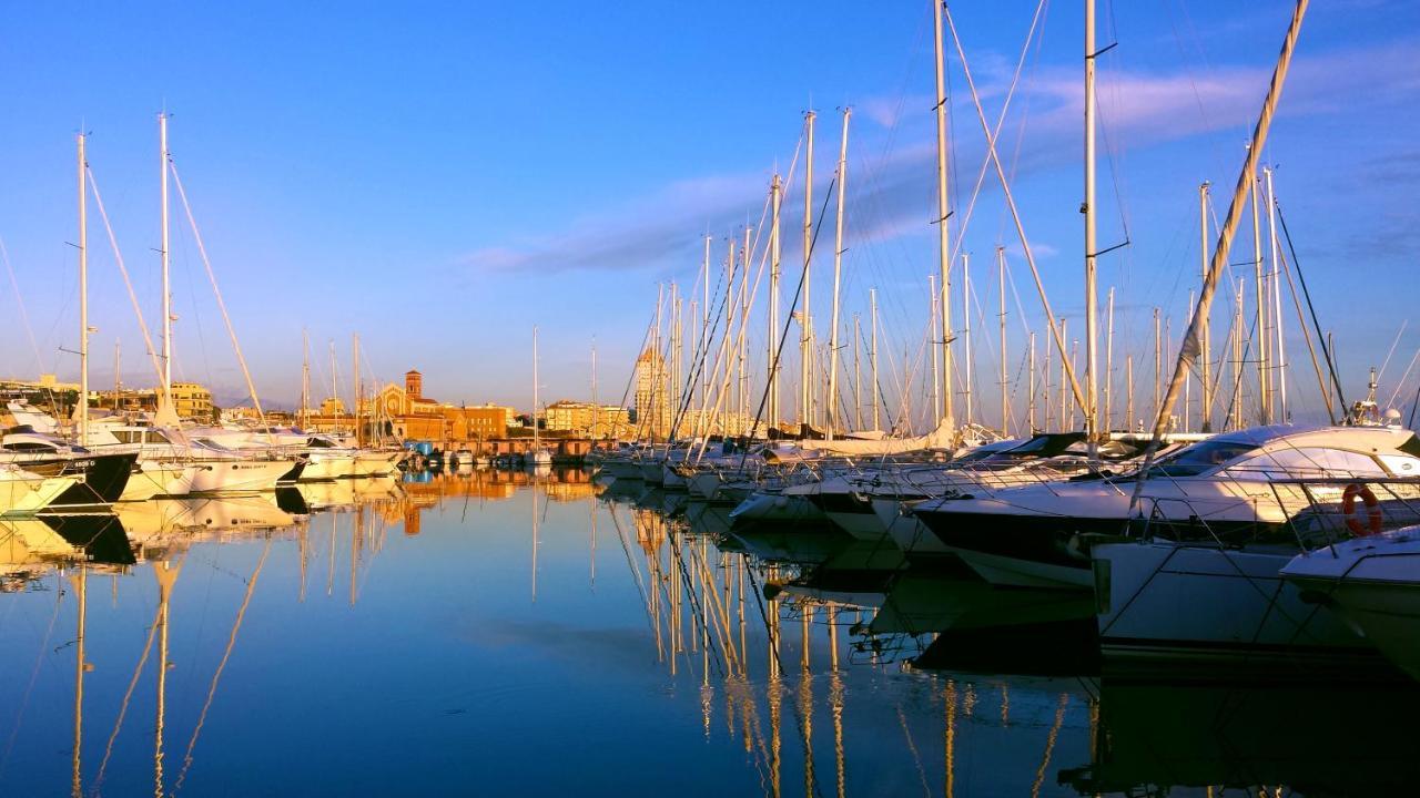 Incantevole casa sul mare vicino a Roma Nettuno Exterior foto