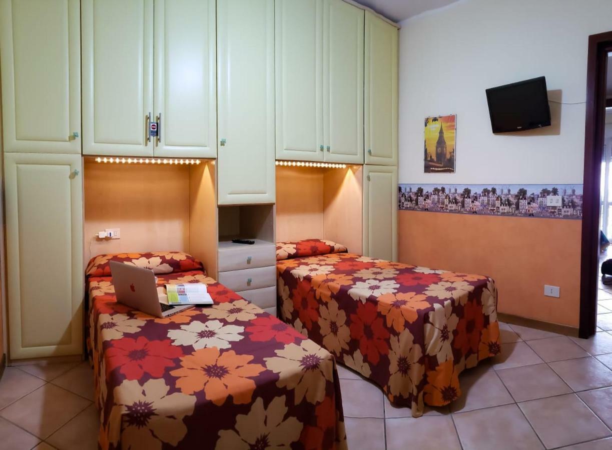 Incantevole casa sul mare vicino a Roma Nettuno Exterior foto